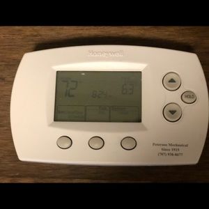 Honeywell FocusPRO 6000 - Programmable thermostat